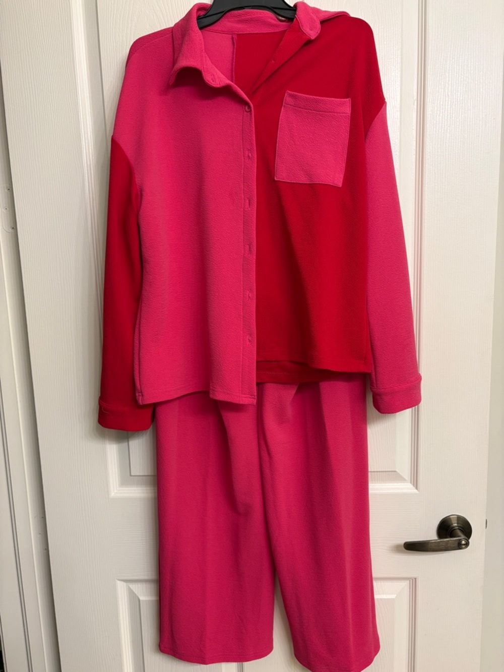 Women’s Two-Tone Pink & Red Fleece Set